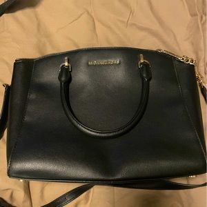 Michael Kors shoulder/crossbody purse.